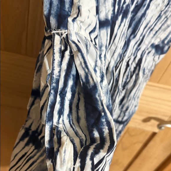 Simply Vera Vera Wang Blue and White Mini Dress - Picture 4 of 6